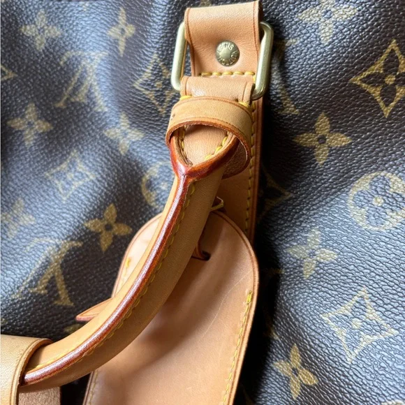 LV Keepall - Authentic - Picture 5 of 9